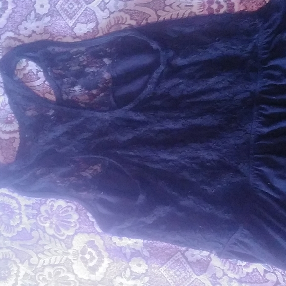 lace tank top - Picture 2 of 3